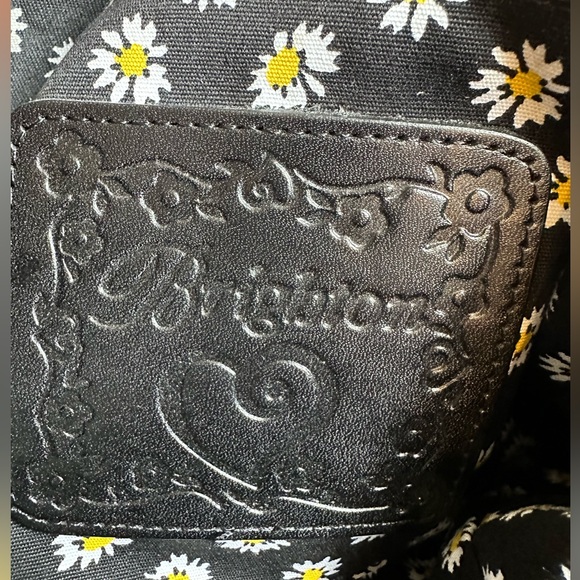 Brighton straw purse/tote, black & white leather bow. Zipper and inside pockets - Picture 11 of 14